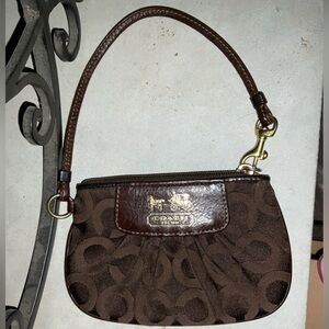 Coach Signature Pleated Wristlet Pouch Wallet Clutch Chocolate Brown